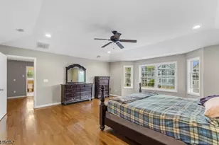431 Raritan Rd, Linden, NJ 07036 - Photo 28