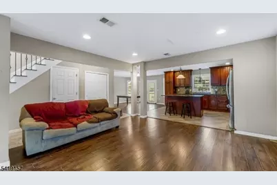 431 Raritan Rd, Linden, NJ 07036 - Photo 12