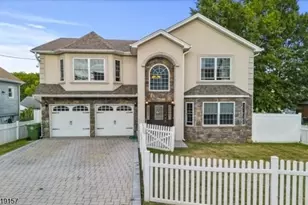 431 Raritan Rd, Linden, NJ 07036 - Photo 1