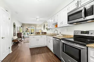 12 Maddaket Ct, Scotch Plains Township, NJ 07076 - Photo 6