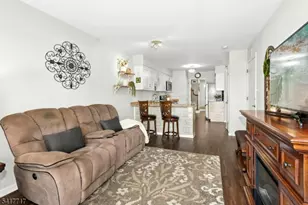 12 Maddaket Ct, Scotch Plains Township, NJ 07076 - Photo 4