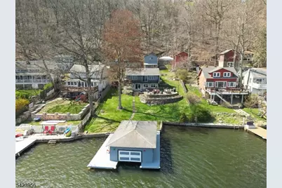 213 Hudson Ave, Hopatcong, NJ 07843 - Photo 2