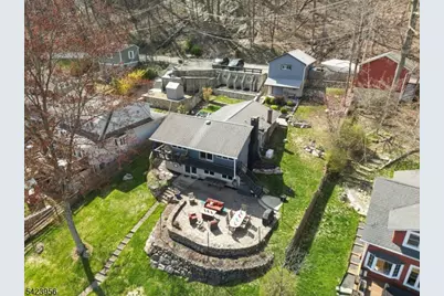213 Hudson Ave, Hopatcong, NJ 07843 - Photo 4