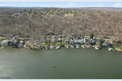 213 Hudson Ave, Hopatcong, NJ 07843 - Photo 46