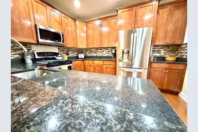 607 Brook Hollow Dr, Hanover Township, NJ 07981 - Photo 14
