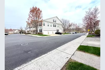 607 Brook Hollow Dr, Hanover Township, NJ 07981 - Photo 36