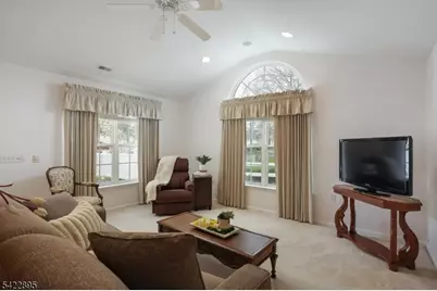 201 Merry Ln, Hillsborough Township, NJ 08844 - Photo 10