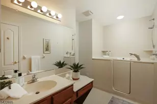 201 Merry Ln, Hillsborough Township, NJ 08844 - Photo 22