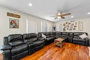 60 W Springtown Rd, Washington Township, NJ 07853 - Photo 6