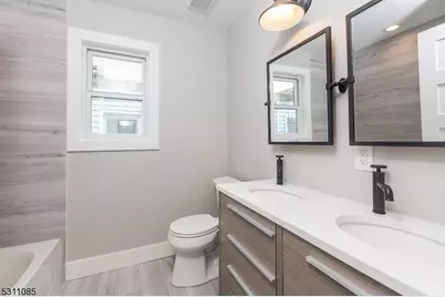 27 Mission St #2, Montclair, NJ 07042 - Photo 8