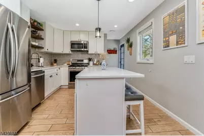 64 Ellis Rd, Holland Township, NJ 08848 - Photo 6