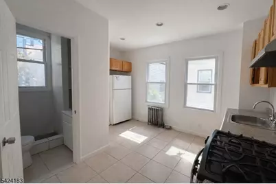 793 E 19th St #1, Paterson, NJ 07501 - Photo 2