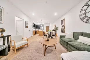 20 Encampment Ct U, Montville Township, NJ 07082 - Photo 4