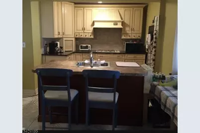 221 Center St, Elizabeth, NJ 07202 - Photo 8