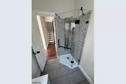 814 Somerset St, Gloucester City, NJ 08030 - Photo 2