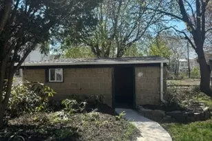 814 Somerset St, Gloucester City, NJ 08030 - Photo 2