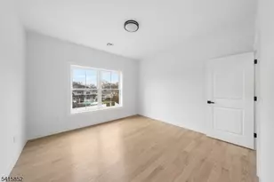 302 West Ln, Clark Township, NJ 07066 - Photo 20