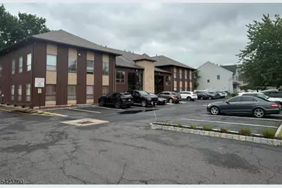 495 Union Ave, Middlesex, NJ 08846 - Photo 2