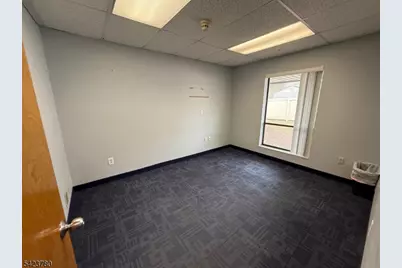495 Union Ave, Middlesex, NJ 08846 - Photo 8