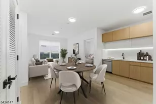 649 38th St, Union City, NJ 07087 - Photo 4