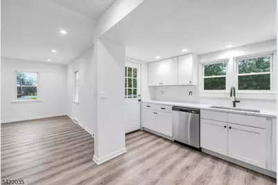 82 Boonton Ave, Kinnelon, NJ 07405 - Photo 8