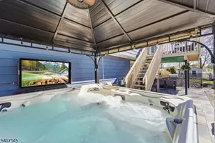 1 Chalen Ct, Pequannock Township, NJ 07444 - Photo 34