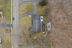 14 Mabro Dr, Denville, NJ 07834 - Photo 2