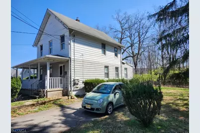 5 Locust St, Wanaque, NJ 07420 - Photo 4