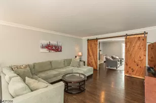 12 Fox Run, Parsippany, NJ 07054 - Photo 4