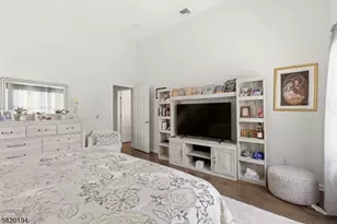 2 Bluffs Ct, Hamburg, NJ 07419 - Photo 20
