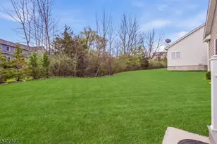 2 Bluffs Ct, Hamburg, NJ 07419 - Photo 42