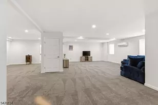 2 Bluffs Ct, Hamburg, NJ 07419 - Photo 34