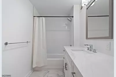 1 Carriage City Plz #1211, Rahway, NJ 07065 - Photo 10