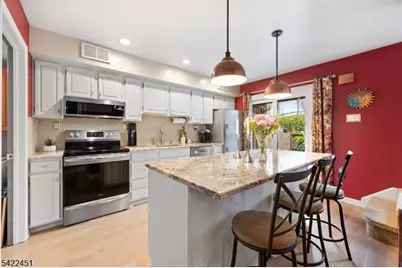 124 Bluebird Dr, Hillsborough Township, NJ 08844 - Photo 8