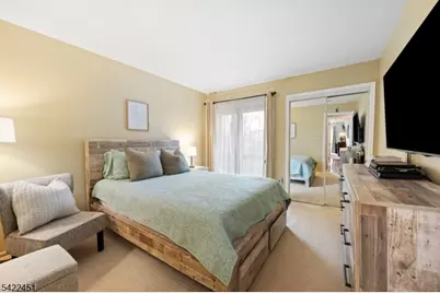 124 Bluebird Dr, Hillsborough Township, NJ 08844 - Photo 18