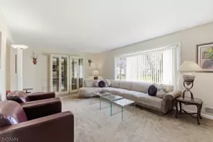 5 Hastings Rd, Parsippany, NJ 07950 - Photo 14