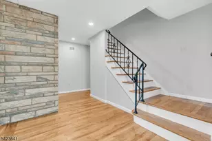 24 A Hollywood Ave, Cranford Township, NJ 07016 - Photo 8