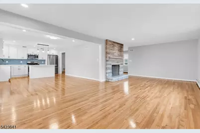 24A Hollywood Ave, Cranford Township, NJ 07016 - Photo 10