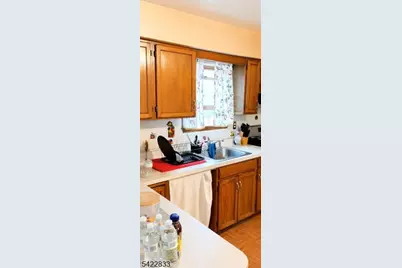 125 Alcorne St, Franklin Township, NJ 08873 - Photo 4