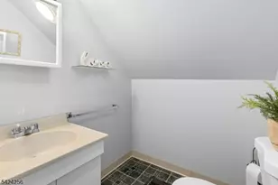 44 James Ave, Clark Township, NJ 07066 - Photo 18