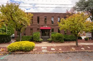 179 S Maple Ave, Ridgewood, NJ 07450 - Photo 1