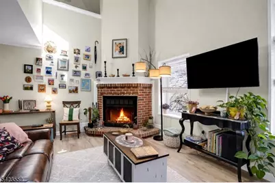 5 Center Ave #8, Morris Township, NJ 07960 - Photo 4