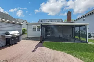 16 Maple Hill Rd, Clifton, NJ 07013 - Photo 36
