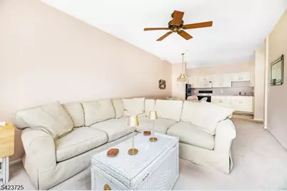 9211 Richmond Rd #211, West Milford, NJ 07480 - Photo 6