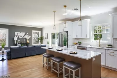 2274 Lyde Pl, Scotch Plains Township, NJ 07076 - Photo 8