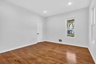 562 Tremont Ave, Orange, NJ 07050 - Photo 6