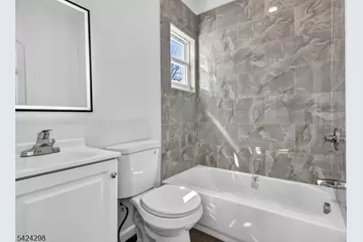 562 Tremont Ave, Orange, NJ 07050 - Photo 20