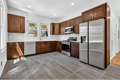 562 Tremont Ave, Orange, NJ 07050 - Photo 2