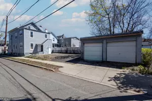 562 Tremont Ave, Orange, NJ 07050 - Photo 34