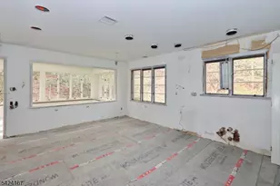 1495 Fox Trail, Mountainside, NJ 07092 - Photo 4